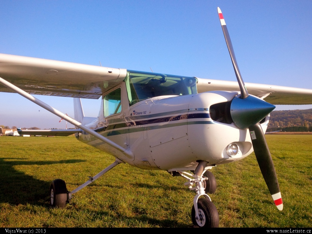 Fotografie Cessna 152, OK-ADA