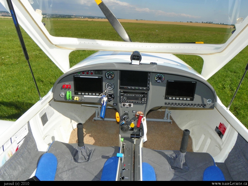 Fotografie Aerospool WT-9 Dynamic, OK-NUU-86