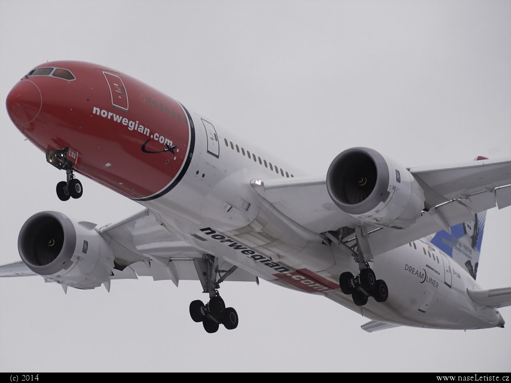 Fotografie Boeing 787, neznámá