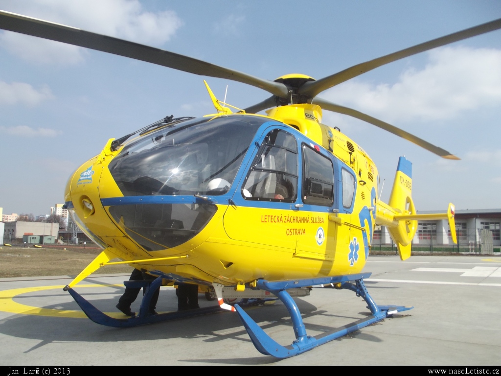 Fotografie Eurocopter EC-135, OK-DSE