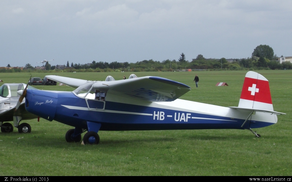 Fotografie Praga E-114 M, HB-UAF