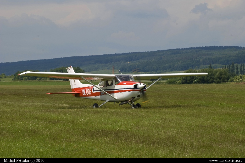 Fotografie Cessna 172, OK-OQF