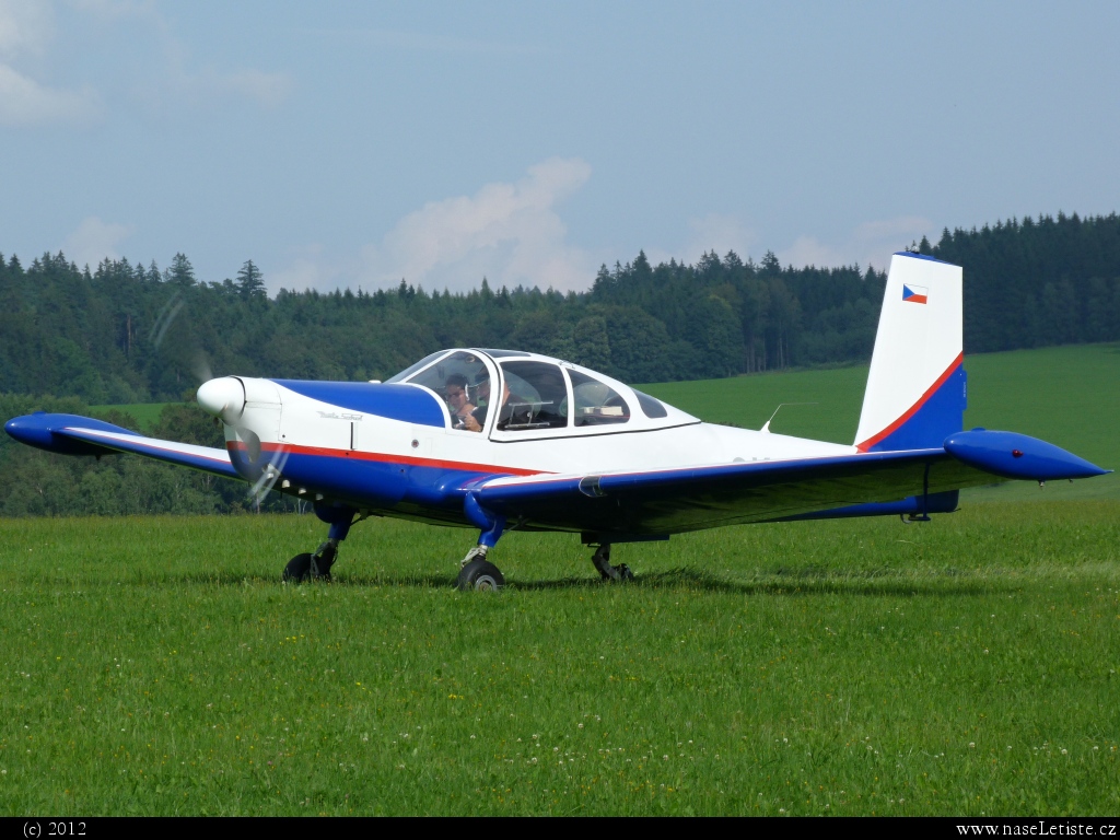 Fotografie Orličan L-40 Meta Sokol, OK-MME