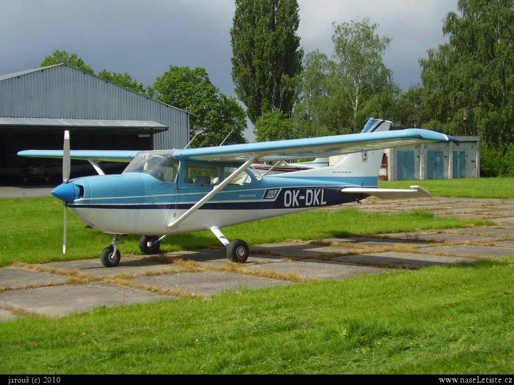 Fotografie Cessna 172, OK-DKL