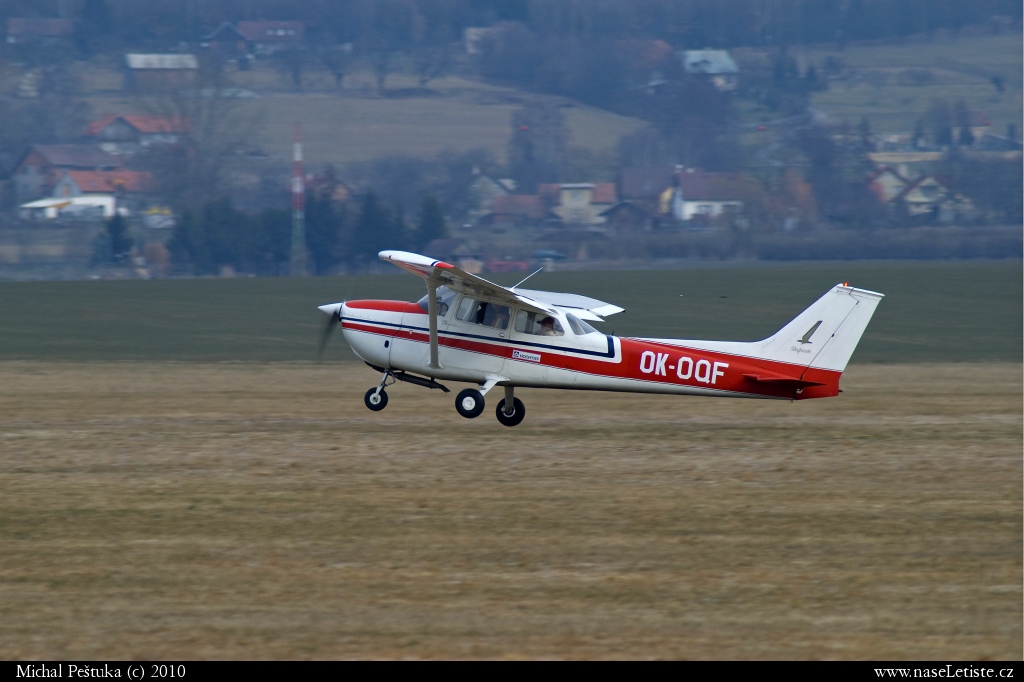 Fotografie Cessna 172, OK-OQF