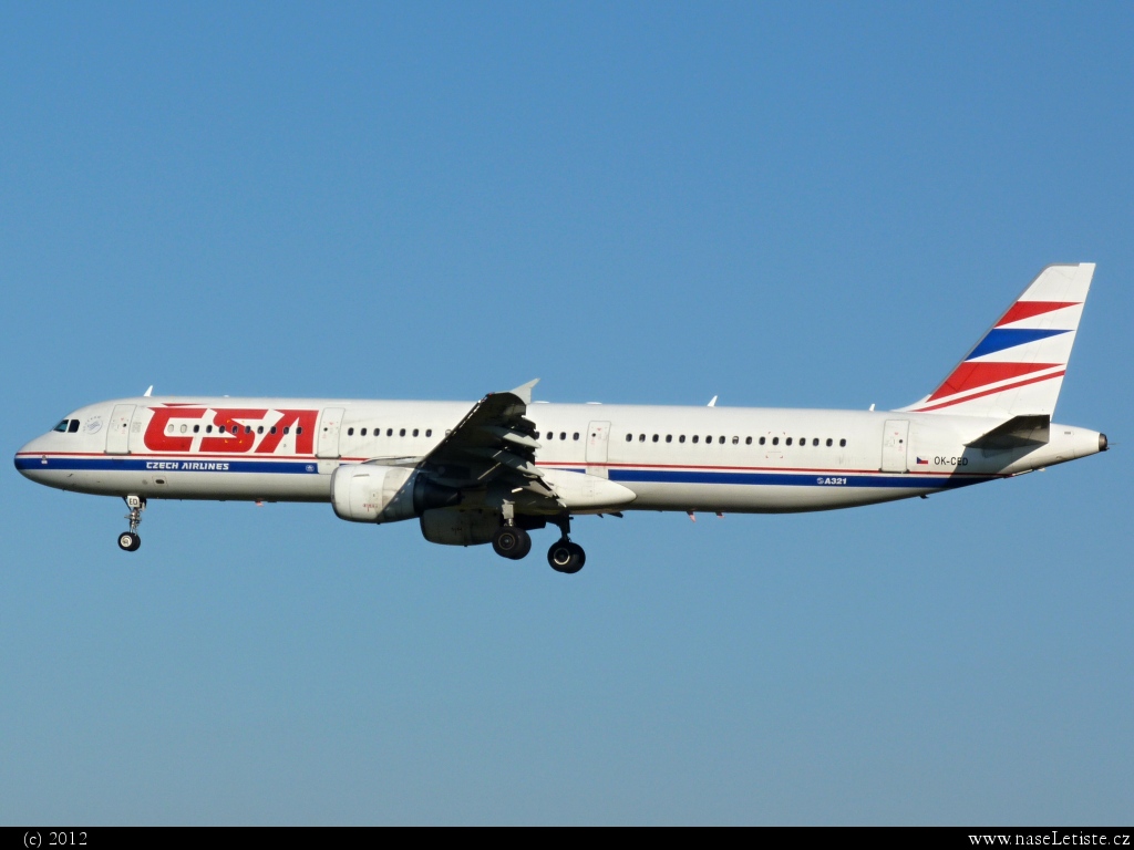 Fotografie Airbus A321-211, OK-CED