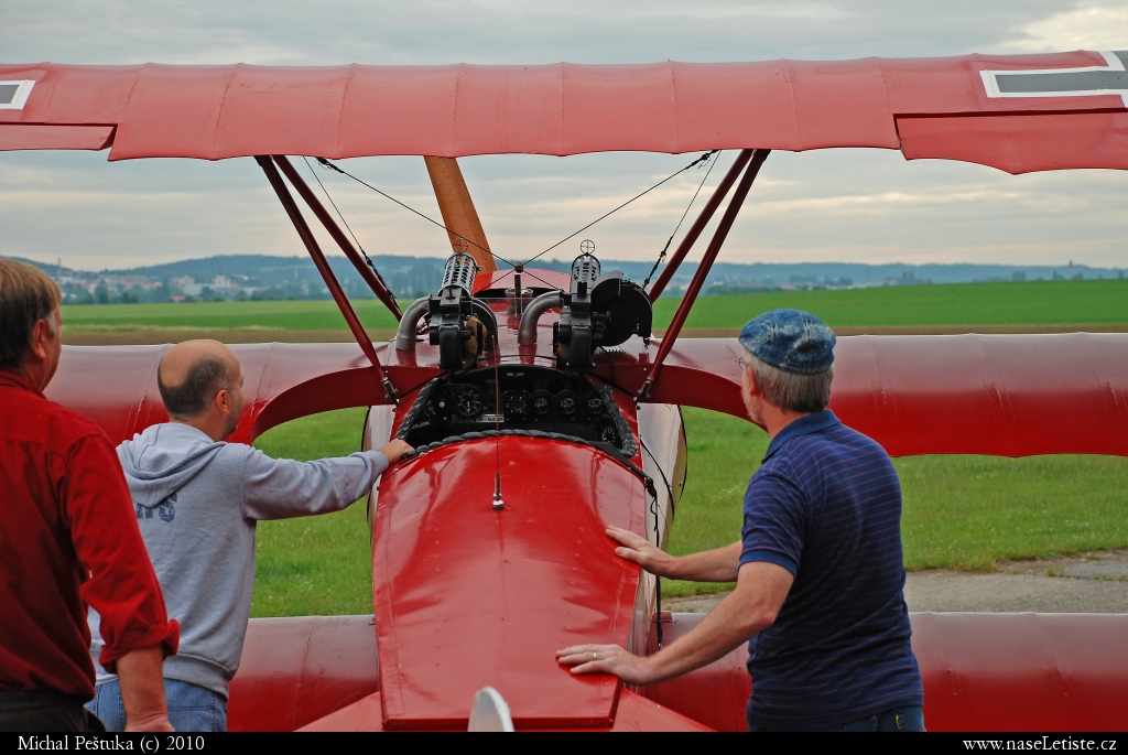 Fotografie Fokker DR I, OK-DUD07