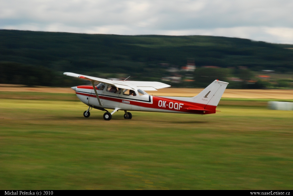 Fotografie Cessna 172, OK-OQF